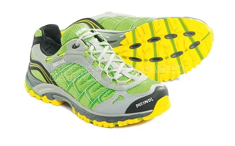 B体育手机版下载app小度商城12 岁女童必备：2024 年最新款舒适
时尚鞋子推荐