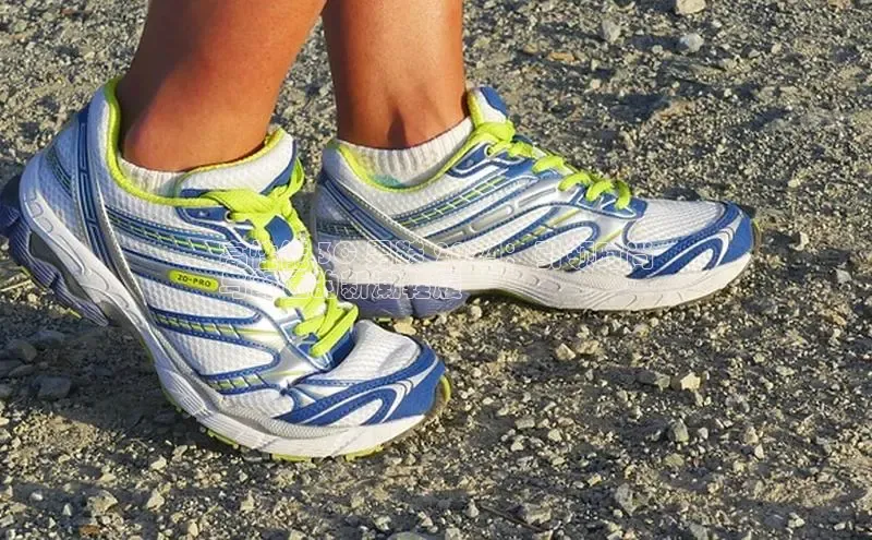 bsports登录入口光魔科技高性能 3C 男鞋 2024：引领时尚
与舒适的新潮鞋履