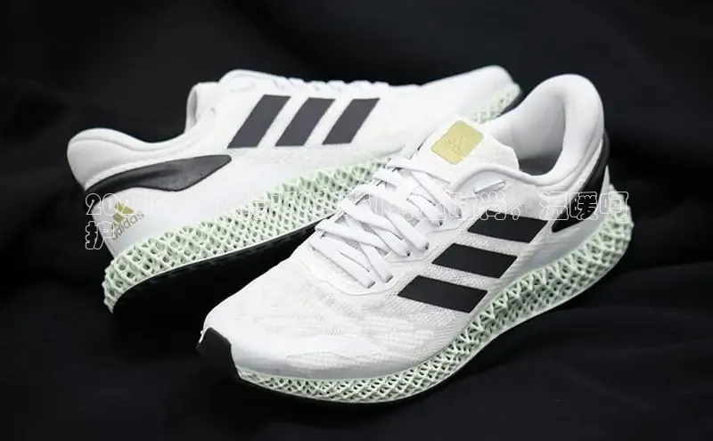 Bsports手机版百度翻译App2024 冬季爆款外穿鞋|舒适时尚，温暖呵
护