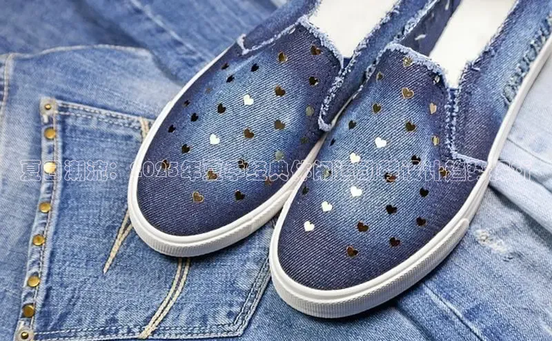 必一体育网页入口梯哥哥科技夏日潮流：2025年夏季经典休闲运动鞋设计趋势探析